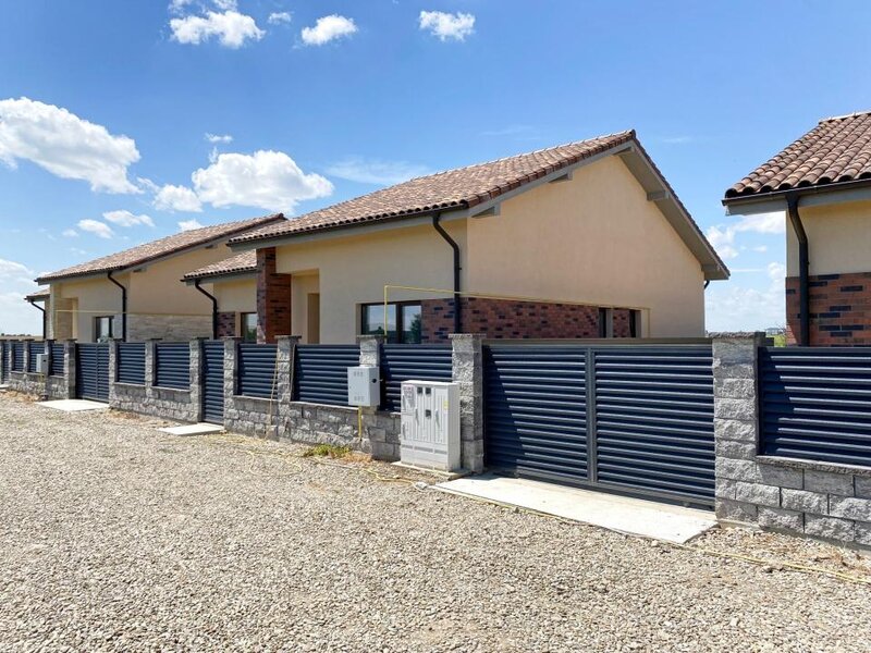 Cernica, Balaceanca, finalizata, an 2026, casa individuala P+pod, 4 camere, 2 bai.
